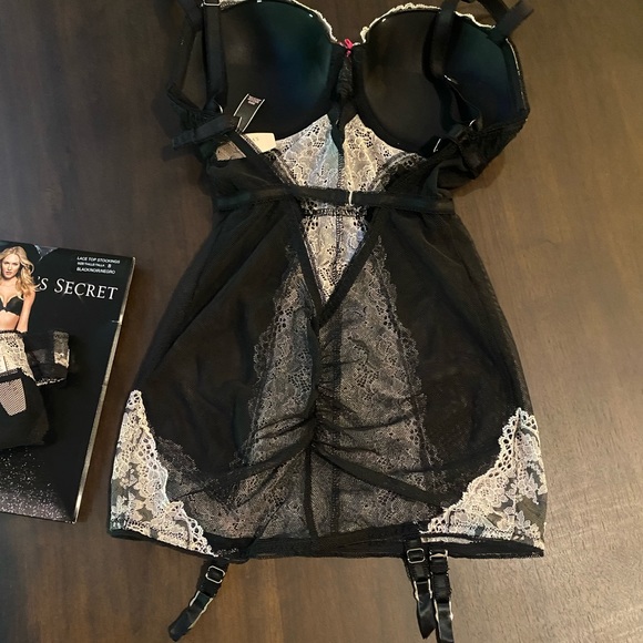 NWT. 🔥Sexy 3 piece set 🔥 - Picture 10 of 10